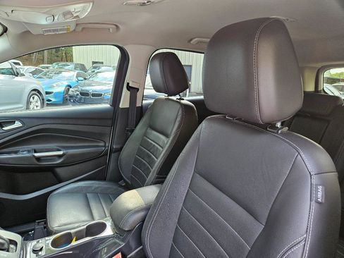 Used 2014 Ford Escape Titanium image 10