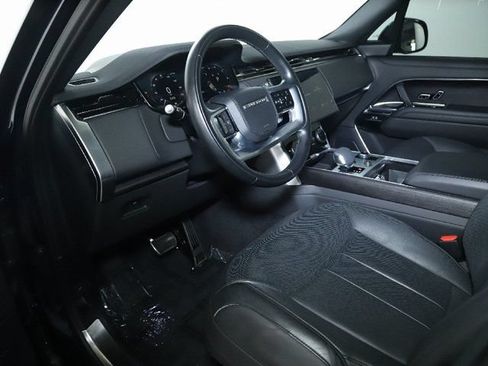 Certified 2023 Land Rover Range Rover SE AWD/4WD image 16
