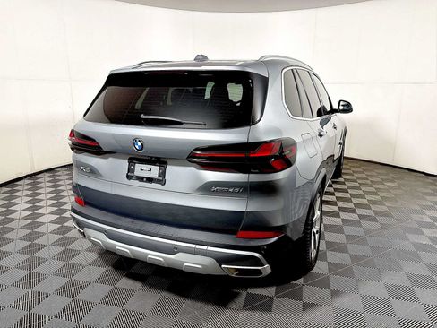 Used 2024 BMW X5 xDrive40i w/ Premium Package AWD/4WD image 6