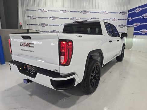 Used 2024 GMC Sierra 1500 Pro w/ Graphite Edition image 9