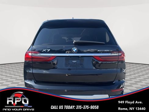 Used 2020 BMW X7 xDrive40i w/ Luxury Seating Package AWD/4WD image 4