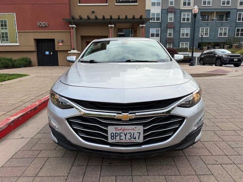 Used 2020 Chevrolet Malibu LT FWD image 9