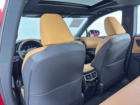 Used 2025 Lexus RX 350 Premium image 36