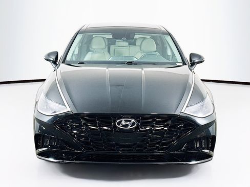 Used 2021 Hyundai Sonata SEL w/ Convenience Package image 2