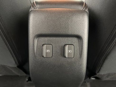 Used 2023 Nissan Kicks SV image 36