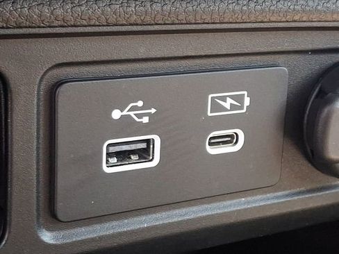 Certified 2025 Honda Pilot Elite image 26