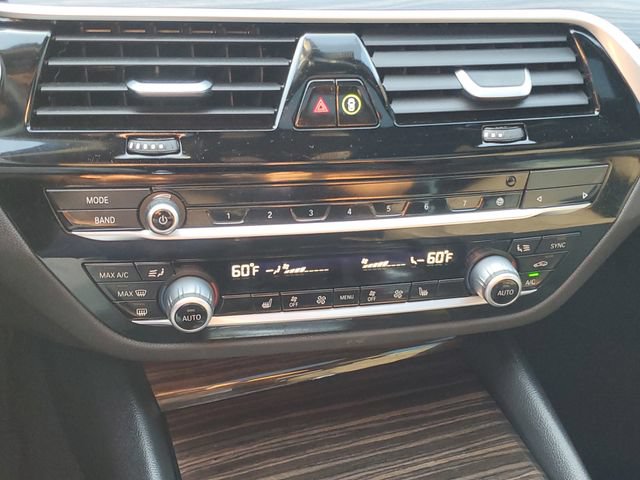 Used 2023 BMW 530e RWD image 27
