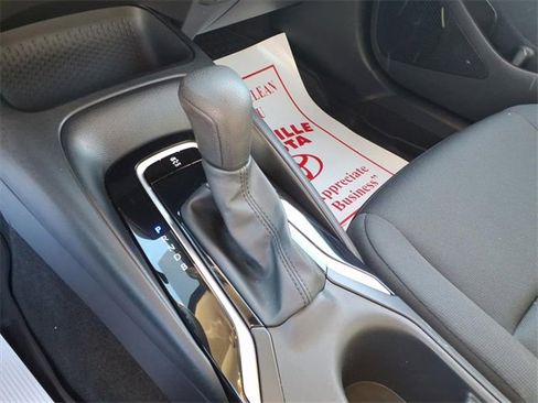 Used 2024 Toyota Corolla LE image 17