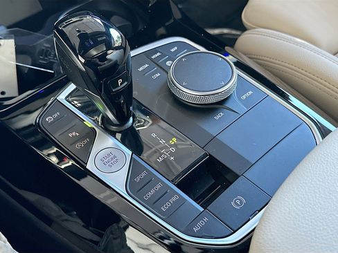 Certified 2023 BMW X3 sDrive30i w/ Convenience Package w/ZPA image 17