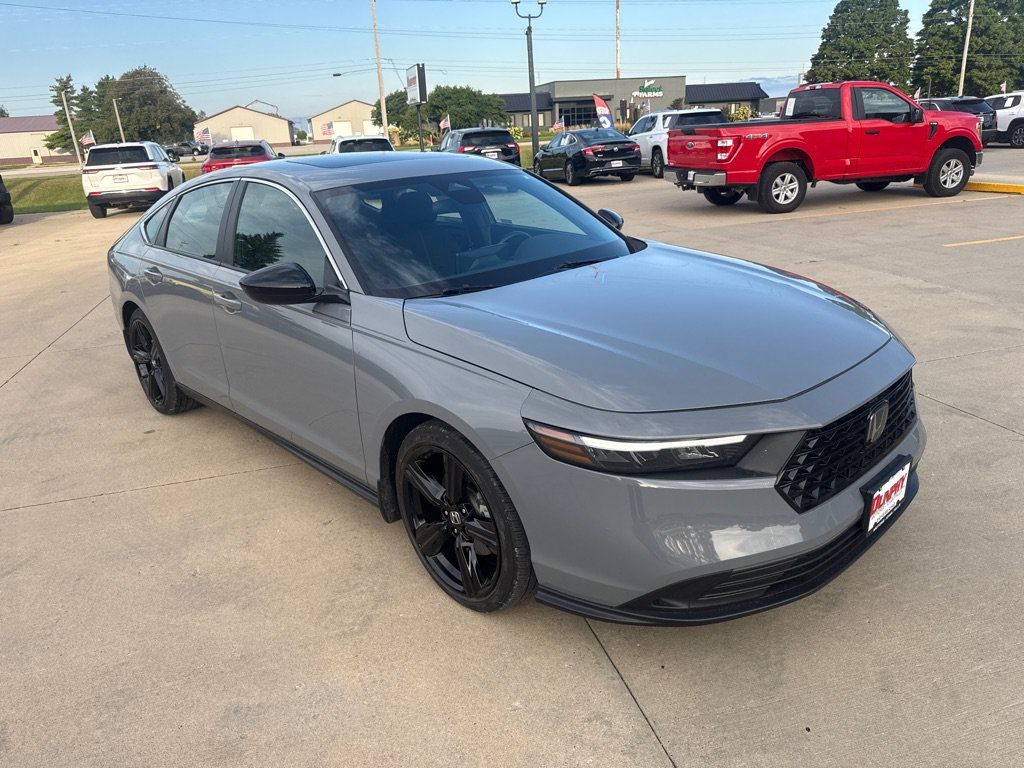 Used 2024 Honda Accord Sport image 7
