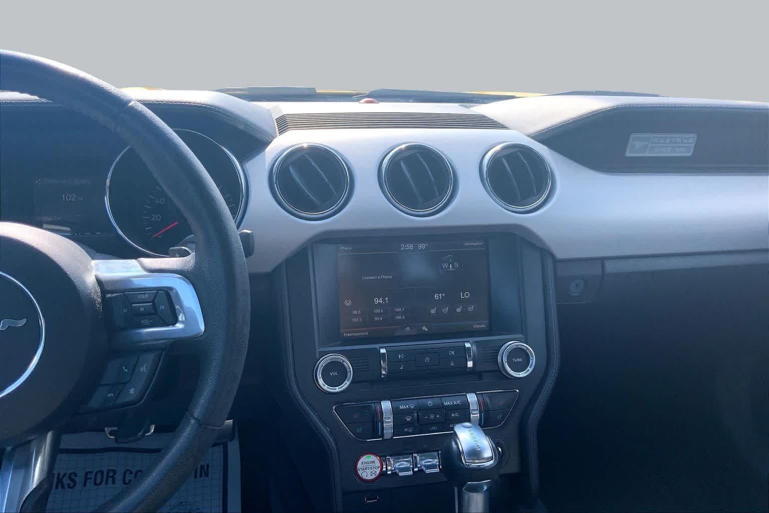 Used 2015 Ford Mustang Premium RWD image 7