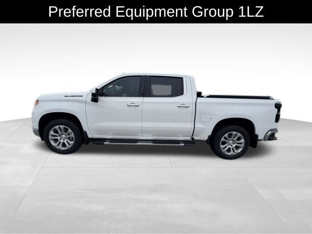Used 2022 Chevrolet Silverado 1500 LTZ w/ LTZ Premium Package AWD/4WD image 4