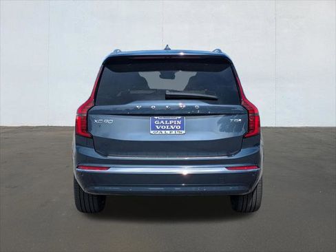 New 2026 Volvo XC90 T8 Plus w/ Protection Package image 5