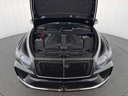 New 2025 Bentley Bentayga image 39