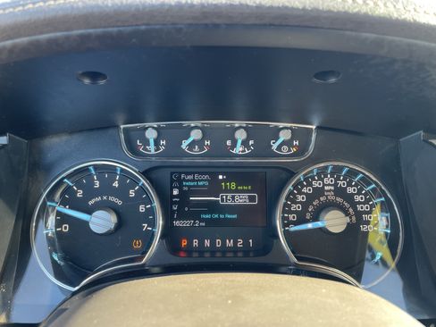 Used 2011 Ford F150 Lariat w/ Lariat Chrome Pkg AWD/4WD image 16
