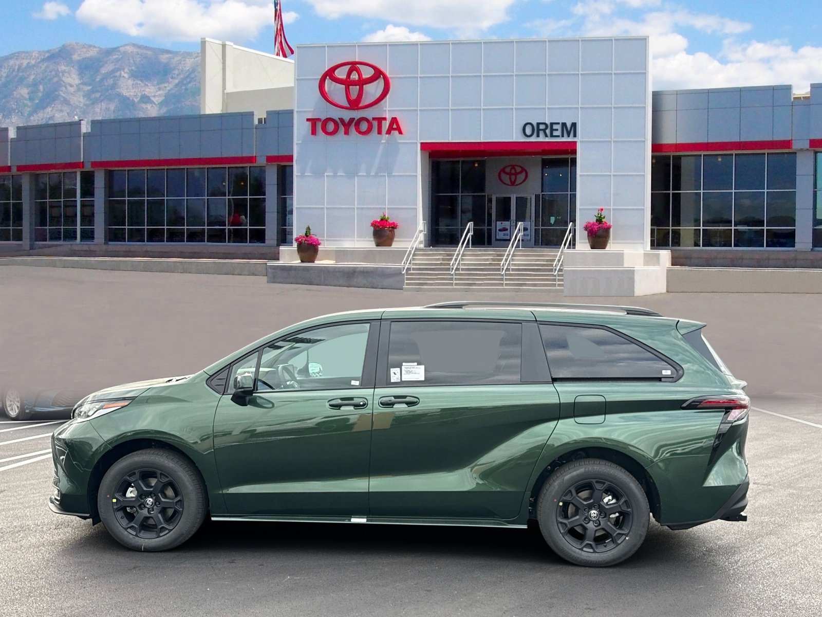 New 2026 Toyota Sienna XLE Woodland Edition AWD/4WD image 5