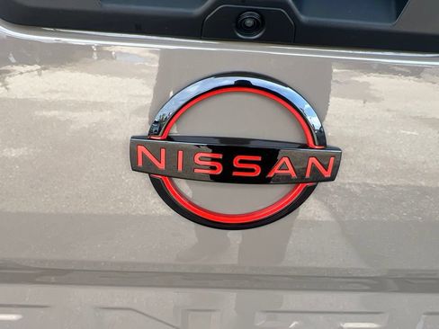 Certified 2024 Nissan Frontier PRO-4X w/ Pro Convenience Package AWD/4WD image 32
