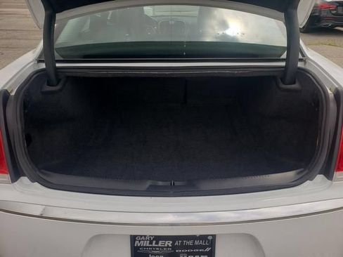 Used 2016 Chrysler 300 Limited w/ Driver Convenience Group AWD/4WD image 5