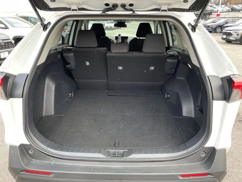 Used 2025 Toyota RAV4 LE image 30
