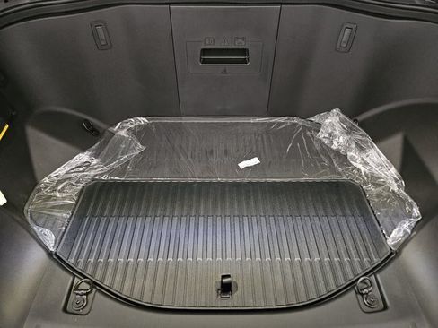 New 2025 Ford F150 Lightning Flash AWD/4WD image 31