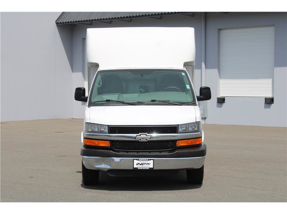Used 2015 Chevrolet Express 3500 RWD image 5