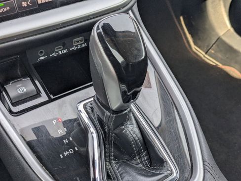 Used 2024 Subaru Outback Premium image 16