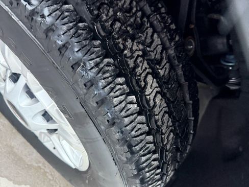 Used 2025 Chevrolet Silverado 2500 W/T w/ WT/CX Safety Package image 8