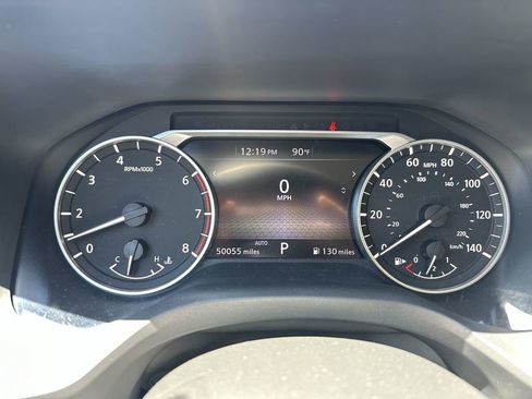 Used 2021 Nissan Rogue SV image 35