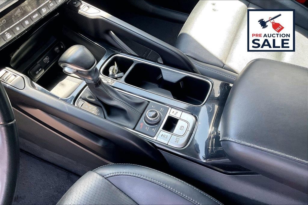 Used 2025 Kia Telluride S AWD/4WD image 17