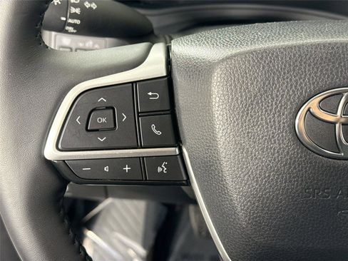 Certified 2024 Toyota Grand Highlander XLE image 17