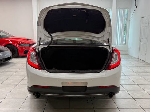 Used 2013 Lincoln MKS AWD image 19