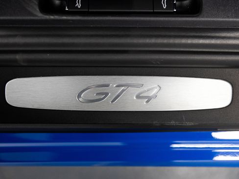 Used 2023 Porsche 718 Cayman GT4 w/ Chrono Package image 19