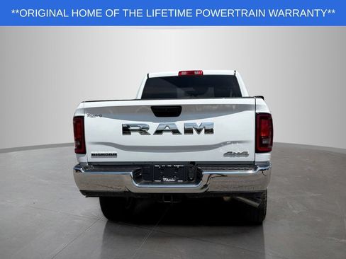 New 2026 RAM 3500 Big Horn AWD/4WD image 4
