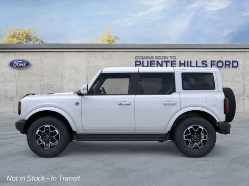 New 2025 Ford Bronco Outer Banks AWD/4WD image 3