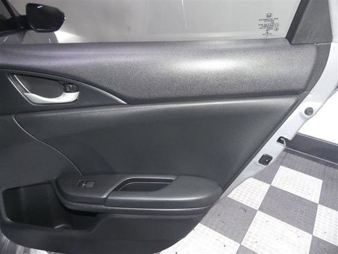 Used 2019 Honda Civic Sport image 23