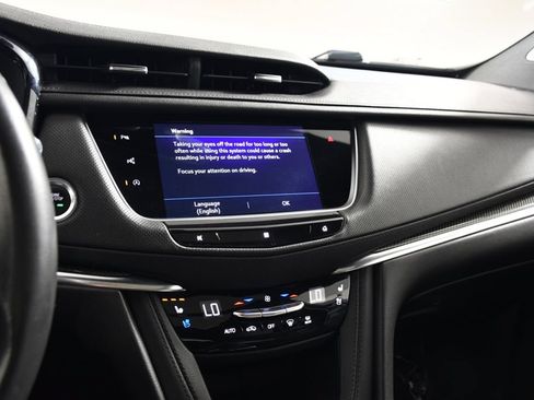Used 2021 Cadillac XT5 Sportv AWD/4WD image 32