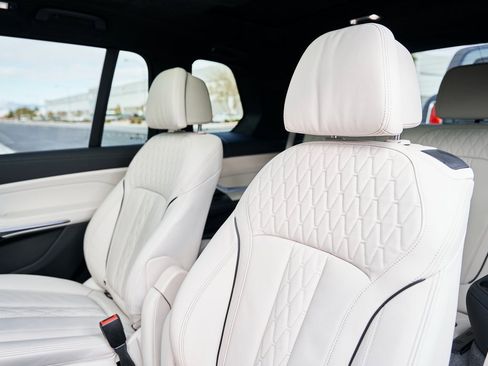 Used 2024 BMW ALPINA XB7 ALPINA XB7 image 51