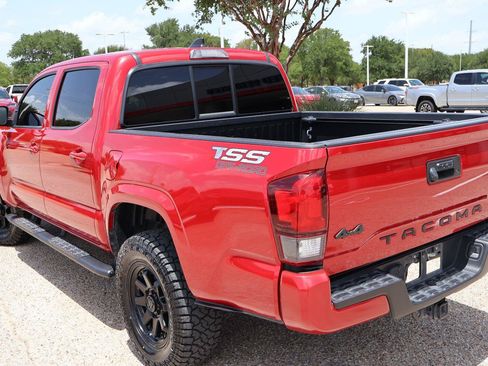 Used 2023 Toyota Tacoma SR AWD/4WD image 5