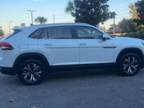 New 2026 Volkswagen Atlas Cross Sport SE image 9