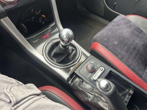Used 2015 Subaru WRX STI image 34