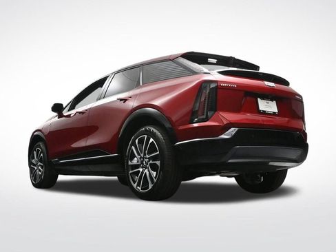 Certified 2025 Cadillac Optiq Sport 1 AWD/4WD image 26