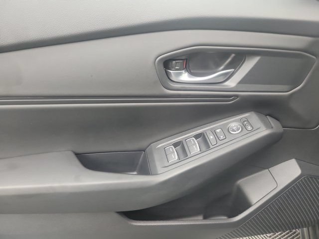 Used 2025 Honda Accord SE image 19