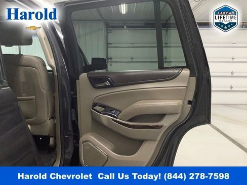 Used 2016 GMC Yukon SLT w/ Open Road Package image 8