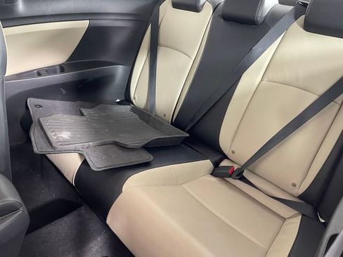 Used 2017 Honda Civic Touring image 12