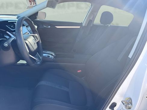 Used 2017 Honda Civic EX image 7