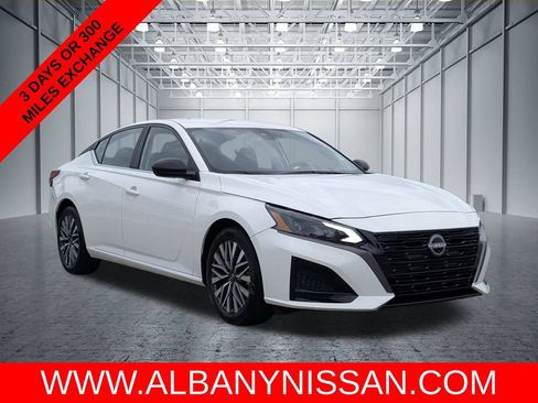 Used 2026 Nissan Altima 2.5 SV FWD image 1