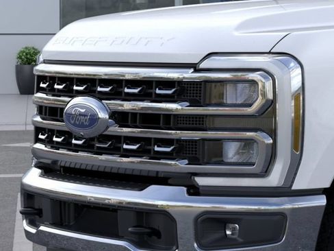 Certified 2026 Ford F350 Lariat w/ FX4 Off-Road Package AWD/4WD image 17