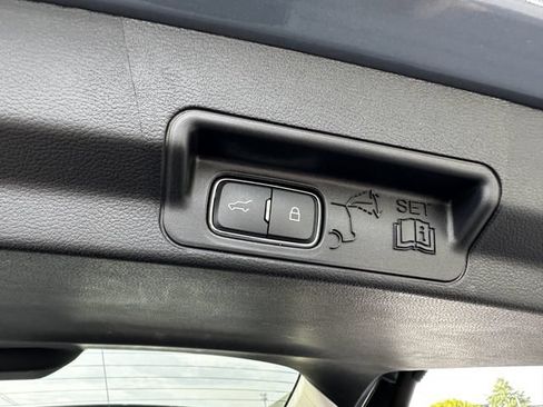 Certified 2025 Ford Explorer Active w/ Active Comfort Package AWD/4WD image 46