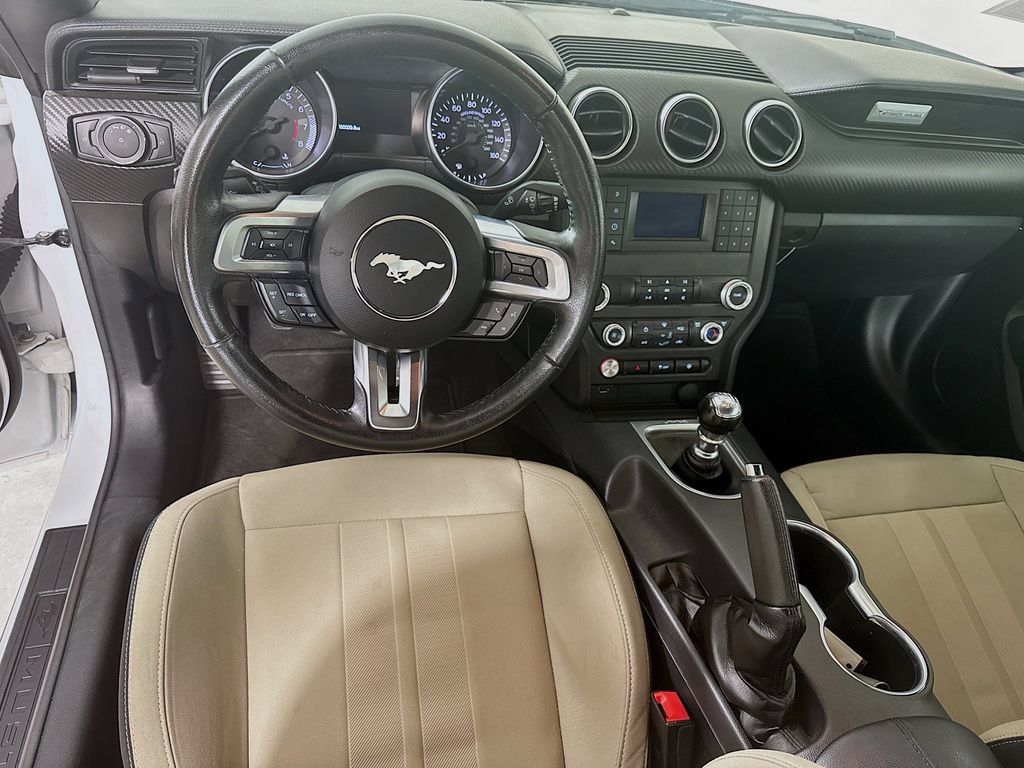 Used 2022 Ford Mustang Coupe RWD image 21