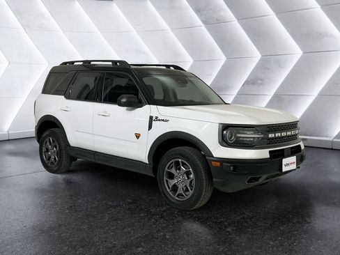 Used 2024 Ford Bronco Sport Badlands w/ Premium Package AWD/4WD image 1